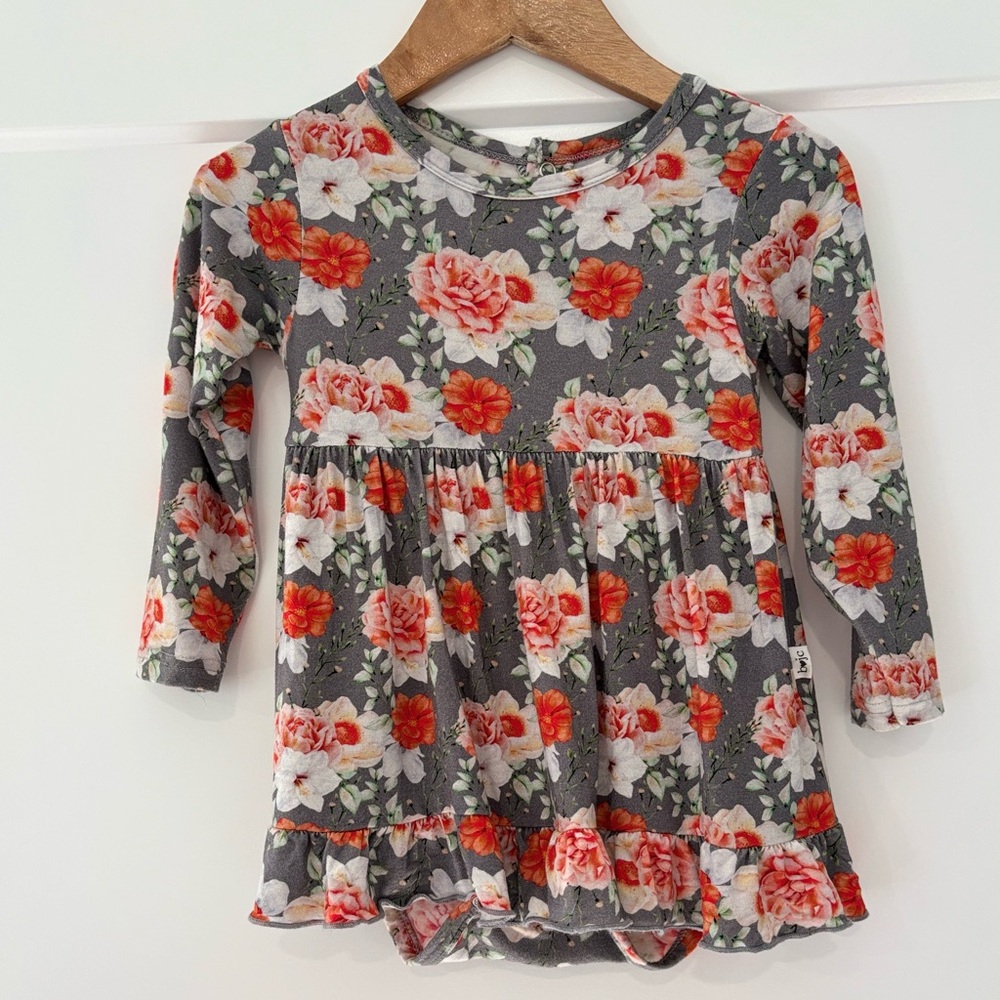 Bundle of Joy 18-24 months Grey long sleeve bodysuit twirl dress with flowers